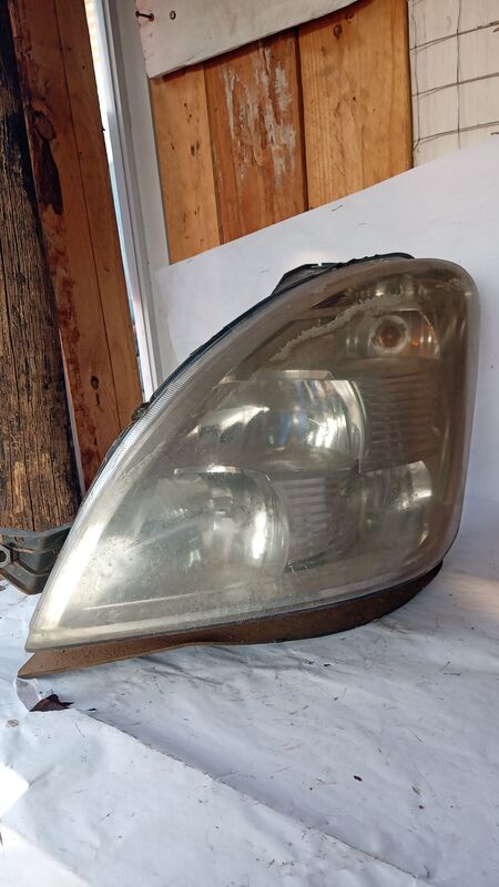 Headlights Iveco Daily RHS 2000 to 2019