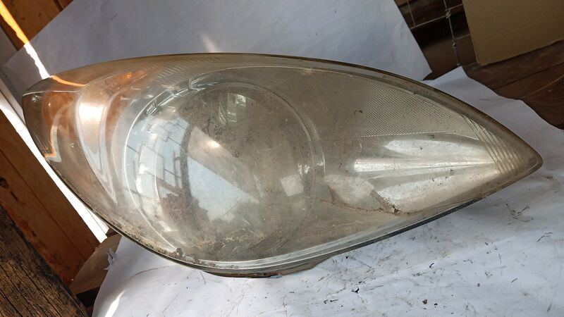 Headlights Hyundai i20 RHS 2006 to 2011