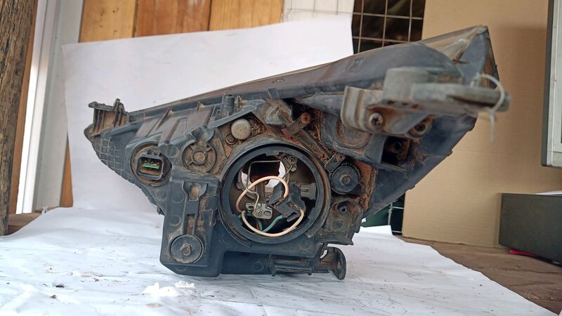 Headlights Hyundai Accent RHS 2014 to 2018