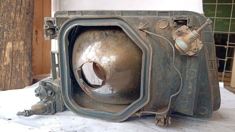 Headlights Tata Telcoline LHS 1992 to 2011