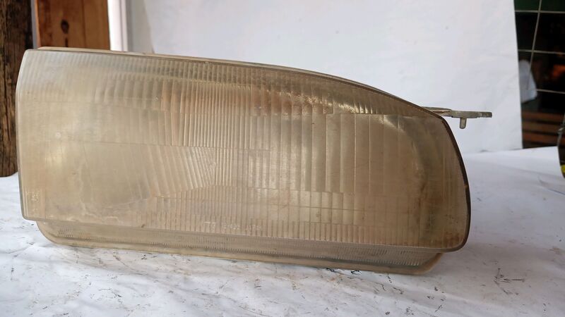 Headlights Toyota Corolla Tazz RHS 1992 to 1998