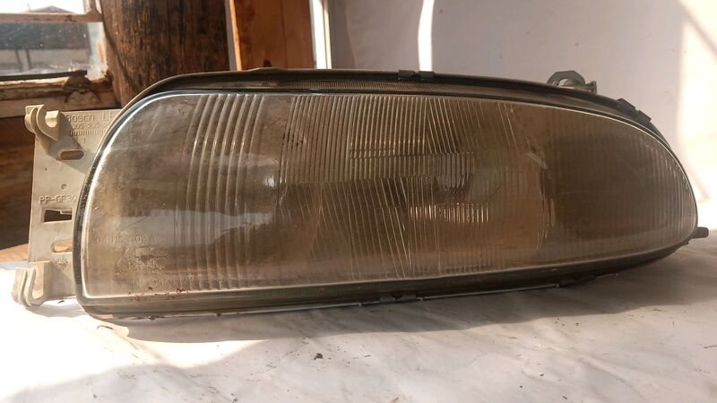 Headlights Ford Fiesta Mk4 RHS 1995 to 2002