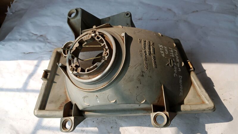 Headlights Mazda Drifter RHS 1999 to 2006
