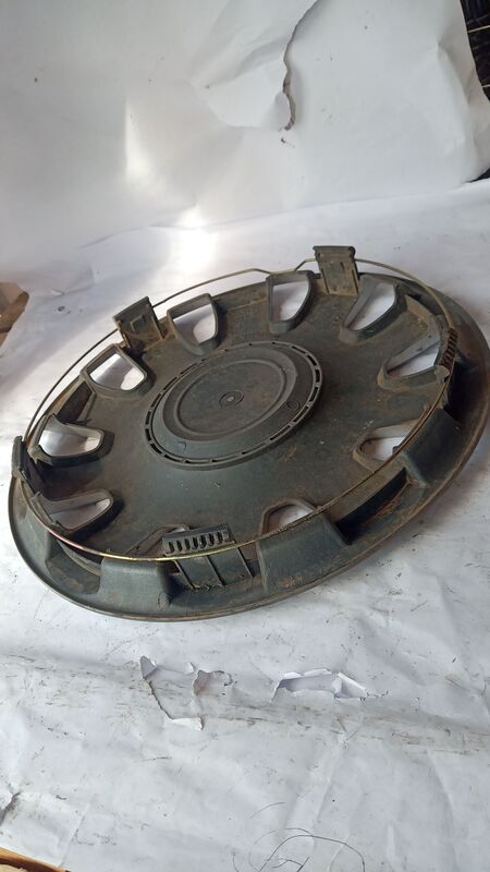 Hub Caps Aftermarket Aftermarket 14 inch