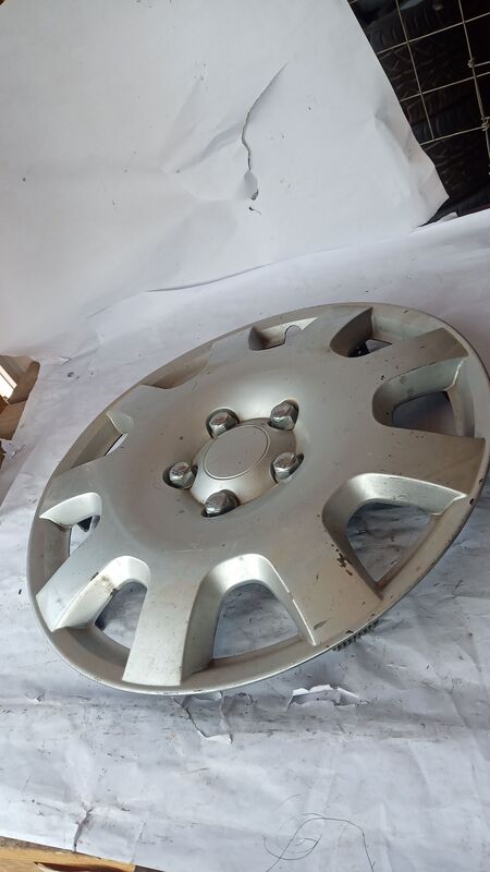 Hub Caps Aftermarket Aftermarket 15 inch