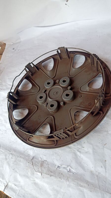 Hub Caps Aftermarket Aftermarket 13 inch