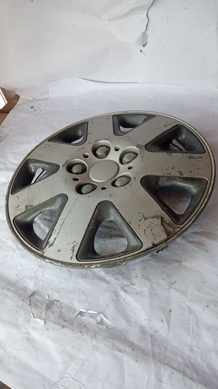 Hub Caps Aftermarket Aftermarket 13 inch