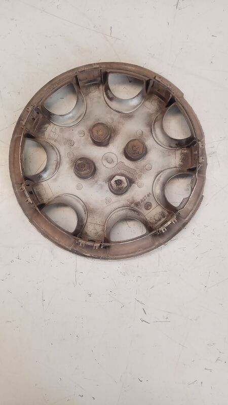 Hub Caps Aftermarket Aftermarket 14 inch