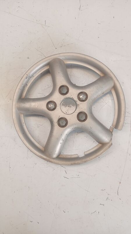 Hub Caps Aftermarket Aftermarket 13 inch