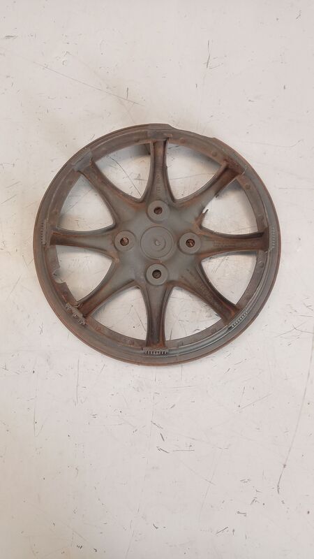 Hub Caps Aftermarket Aftermarket 13 inch