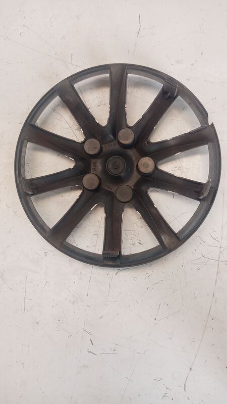 Hub Caps Aftermarket Aftermarket 13 inch