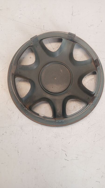 Hub Caps Aftermarket Aftermarket 14 inch