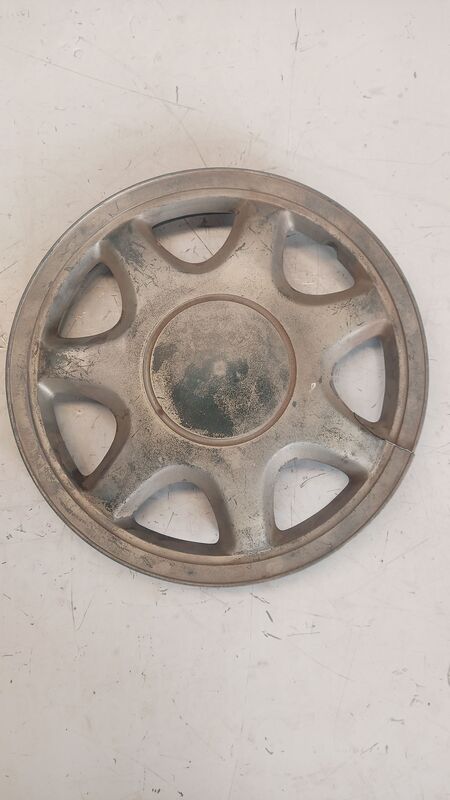 Hub Caps Aftermarket Aftermarket 14 inch