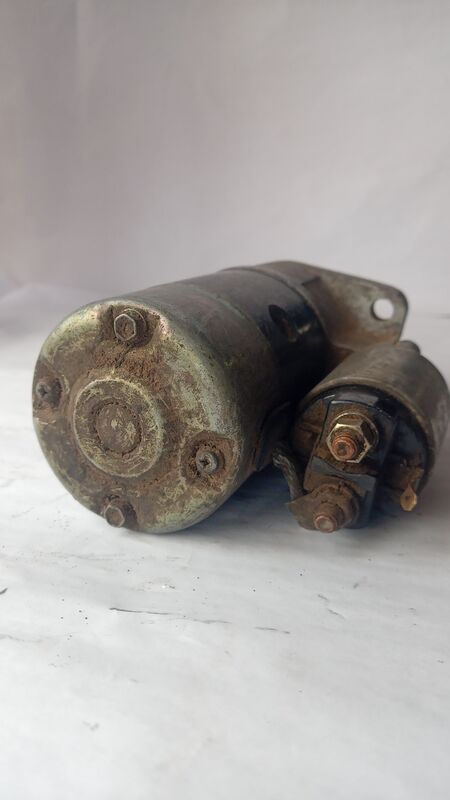 Starter Motor Nissan Hardbody 1Ton 2.4i 8 Teeth 1999 to 2002