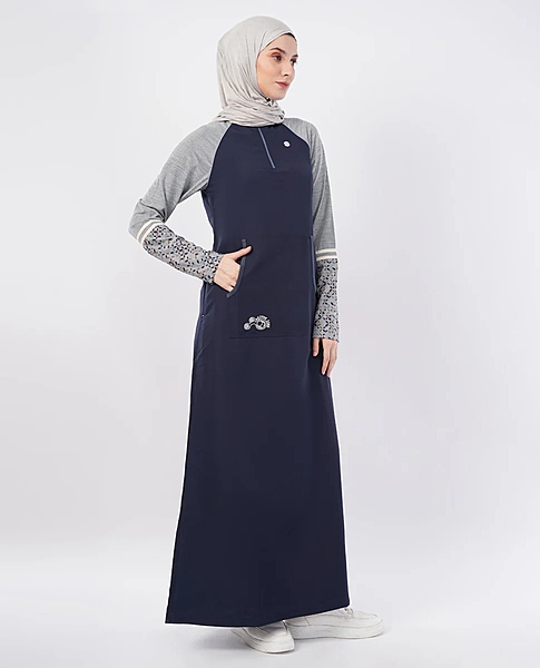 EDGY KANGAROO POCKETS JILBAB