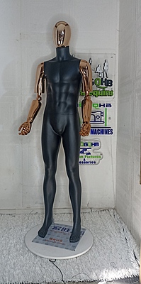 Rasheedi Adjustable Hands Male Mannequin