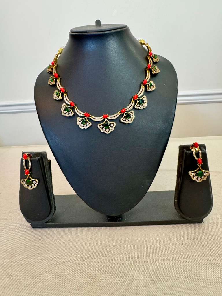 H39: Ready To Ship Beautiful Necklace Set