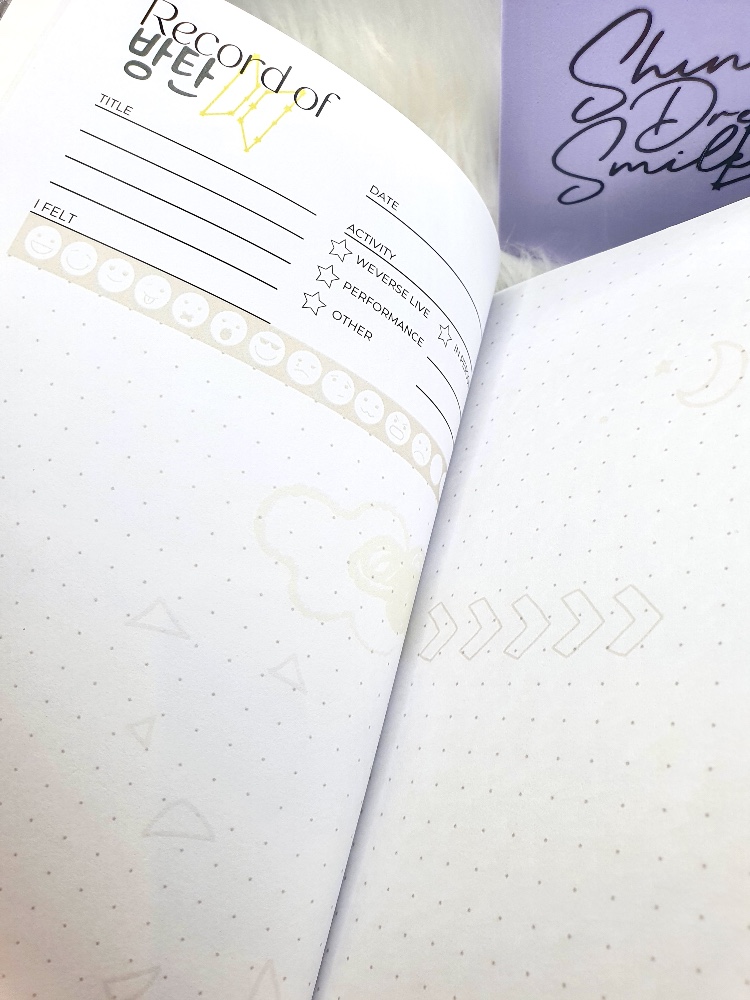 ARMY Bullet Journal: Journey Tracker ARMY Bullet Journal: Journey Tracker