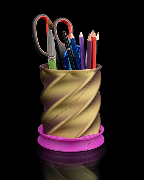 THE PEN STORAGE DEVICE 3D printed