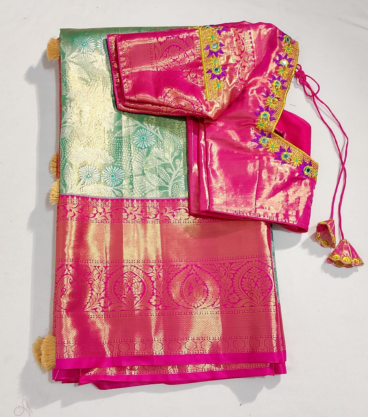 N169: Ready To Ship Beautiful Saree With Stitched Blouse