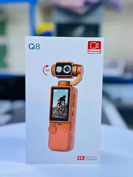 Q8-Hand Held Digital Camera