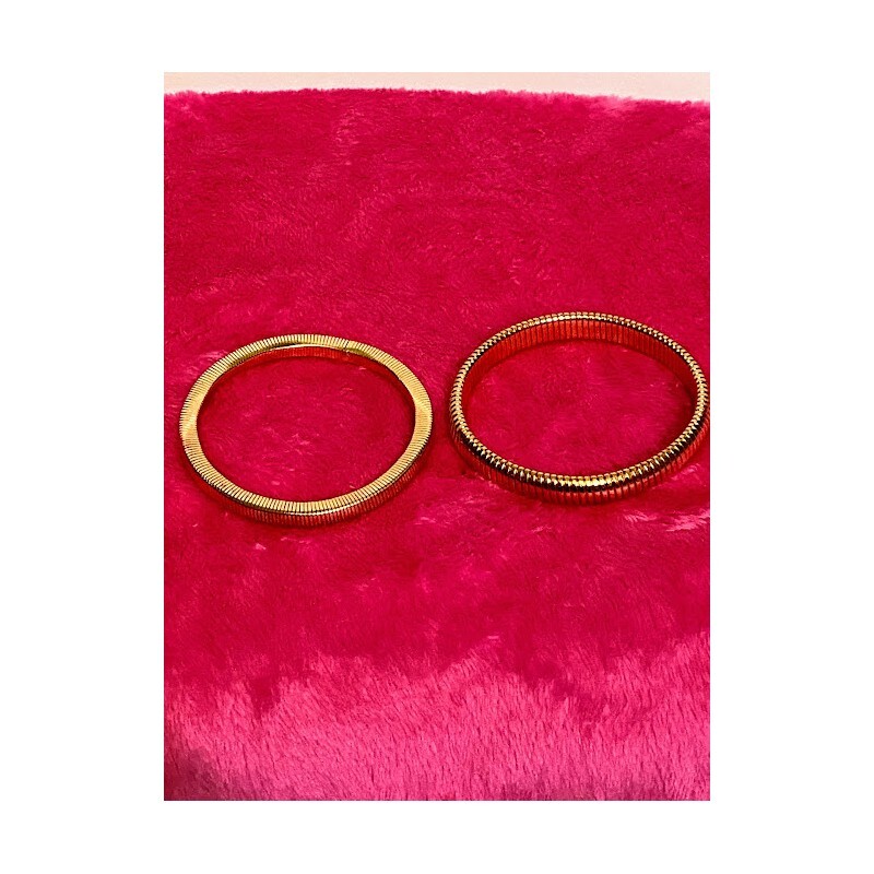 2 pc Gold Stretch Bracelets