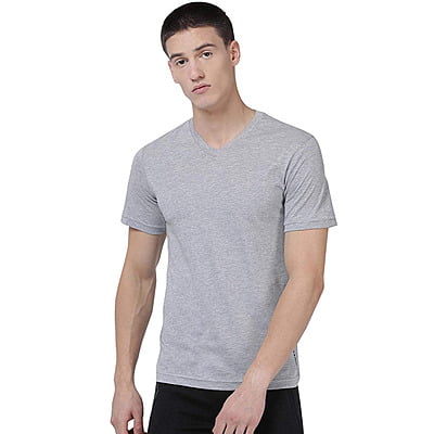 Levi’s Ultra-Soft Cotton 300 LS Classic V Neck Solid T-Shirt (Pack of 2)
