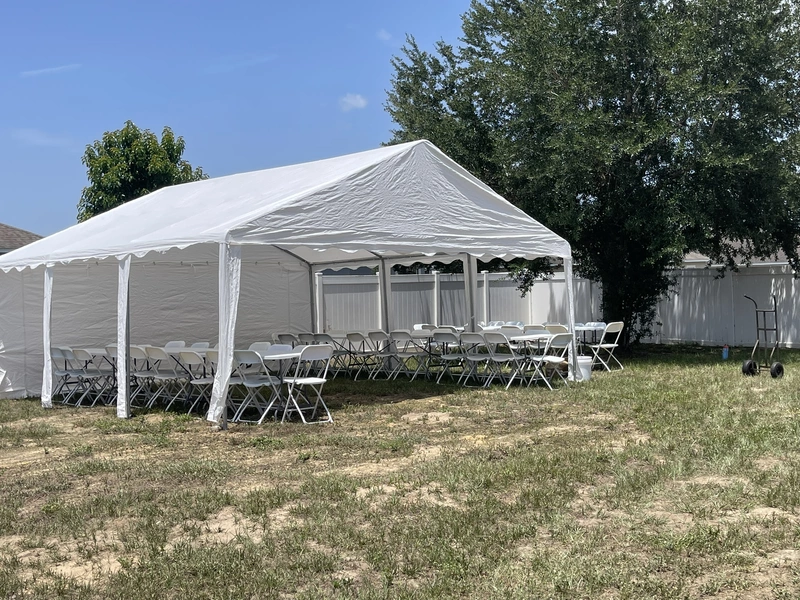 20’ x 20’ Party Tent Rental / Alquiler de tienda de fiesta