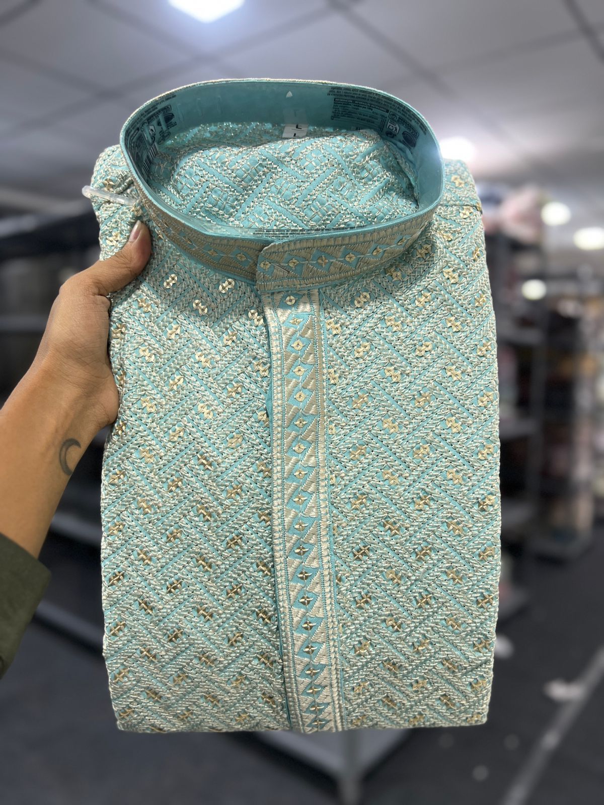 C065: Beautiful Mens Kurta Pajama Sets