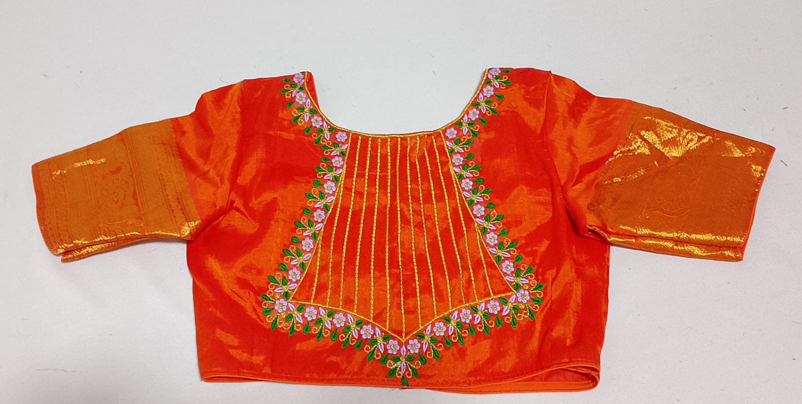 N400: Ready To Ship Beautiful Mangalagiri Saree With Stitched Embroidery Work Blouse N400: Ready To Ship Beautiful Mangalagiri Saree With Stitched Embroidery Work Blouse