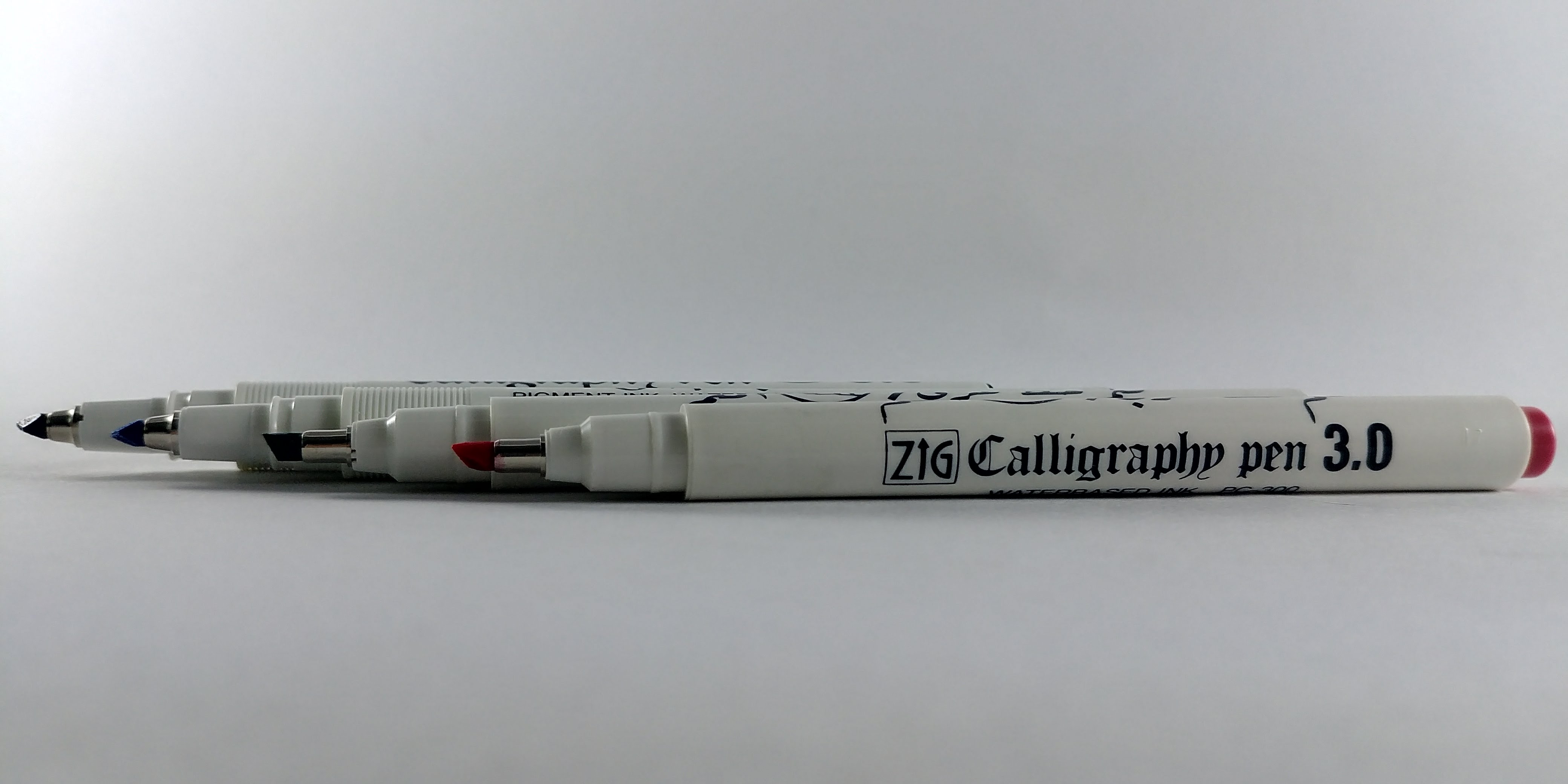 ZIG Calligraphy Pen قلم خط عربي