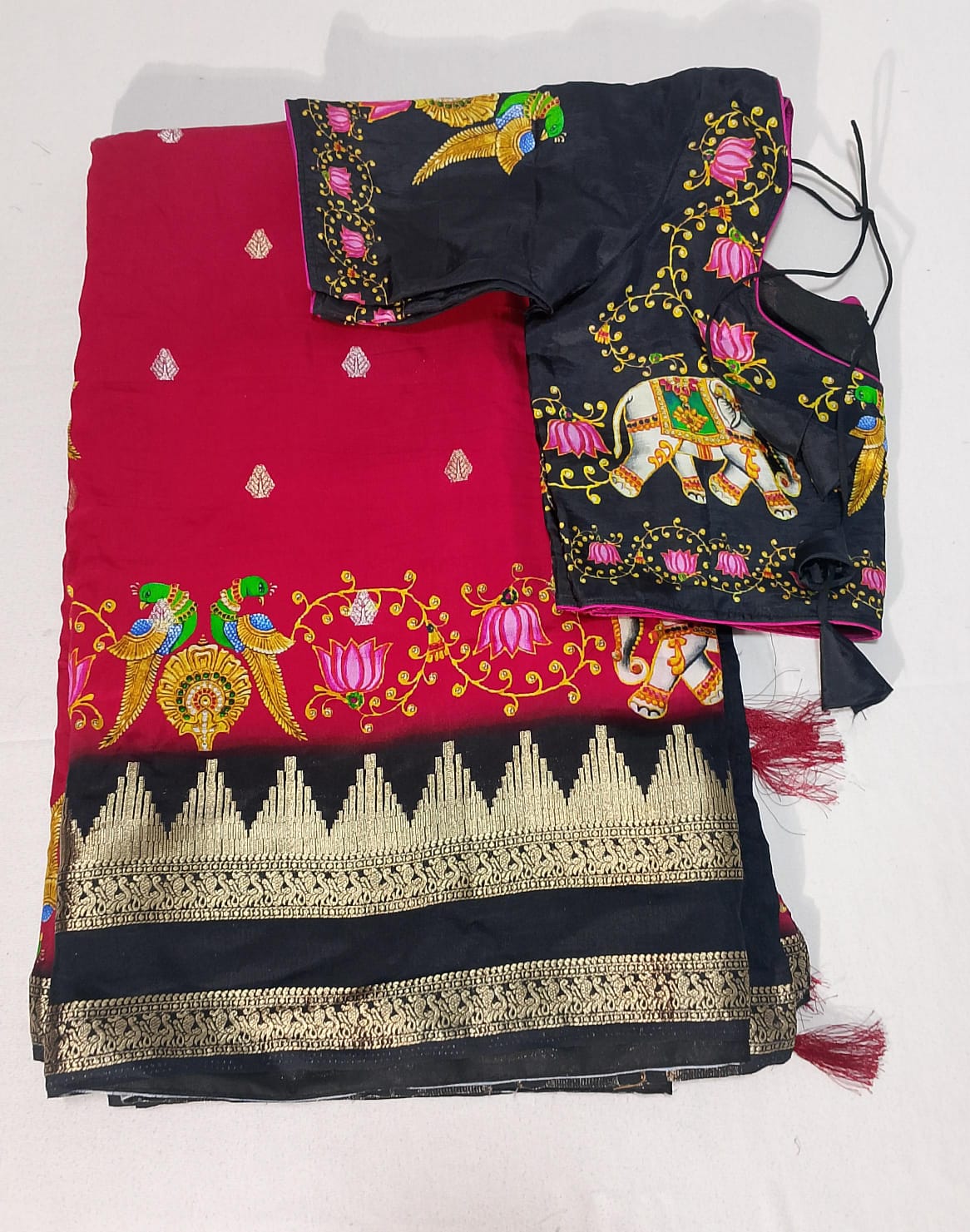 N224: Ready To Ship Beautiful Saree With Stitched Blouse N224: Ready To Ship Beautiful Saree With Stitched Blouse