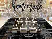 End-Grain Walnut & Maple Cutting Board – Large