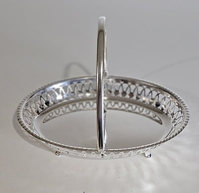 Light Basket Oval Pierced English Silver Plate c.1920.SKU:ANT:4090