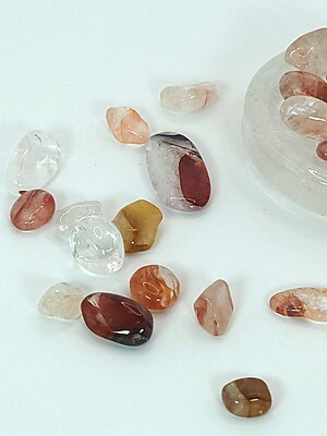 Hematoid Quartz Chips