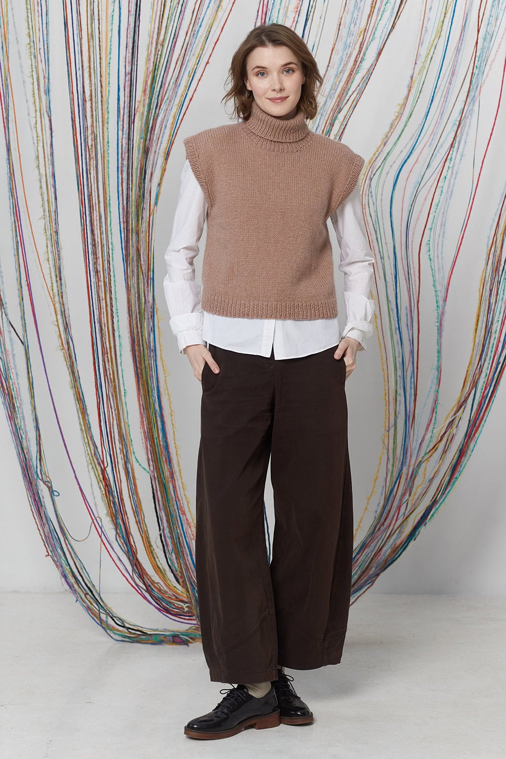 SCHEDA MAGLIA SEDICI – Gilet collo alto Zibibbo SCHEDA MAGLIA SEDICI – Gilet collo alto Zibibbo