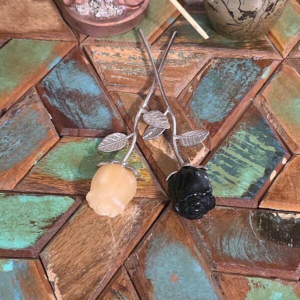 Rose Carvings with Stem