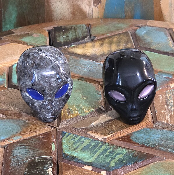 Alien Head Carvings Alien Head Carvings