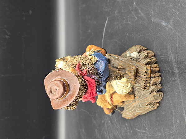 Vintage 1995 Cottage Collectibles “Round ’Em Up” Figurine by GANZ