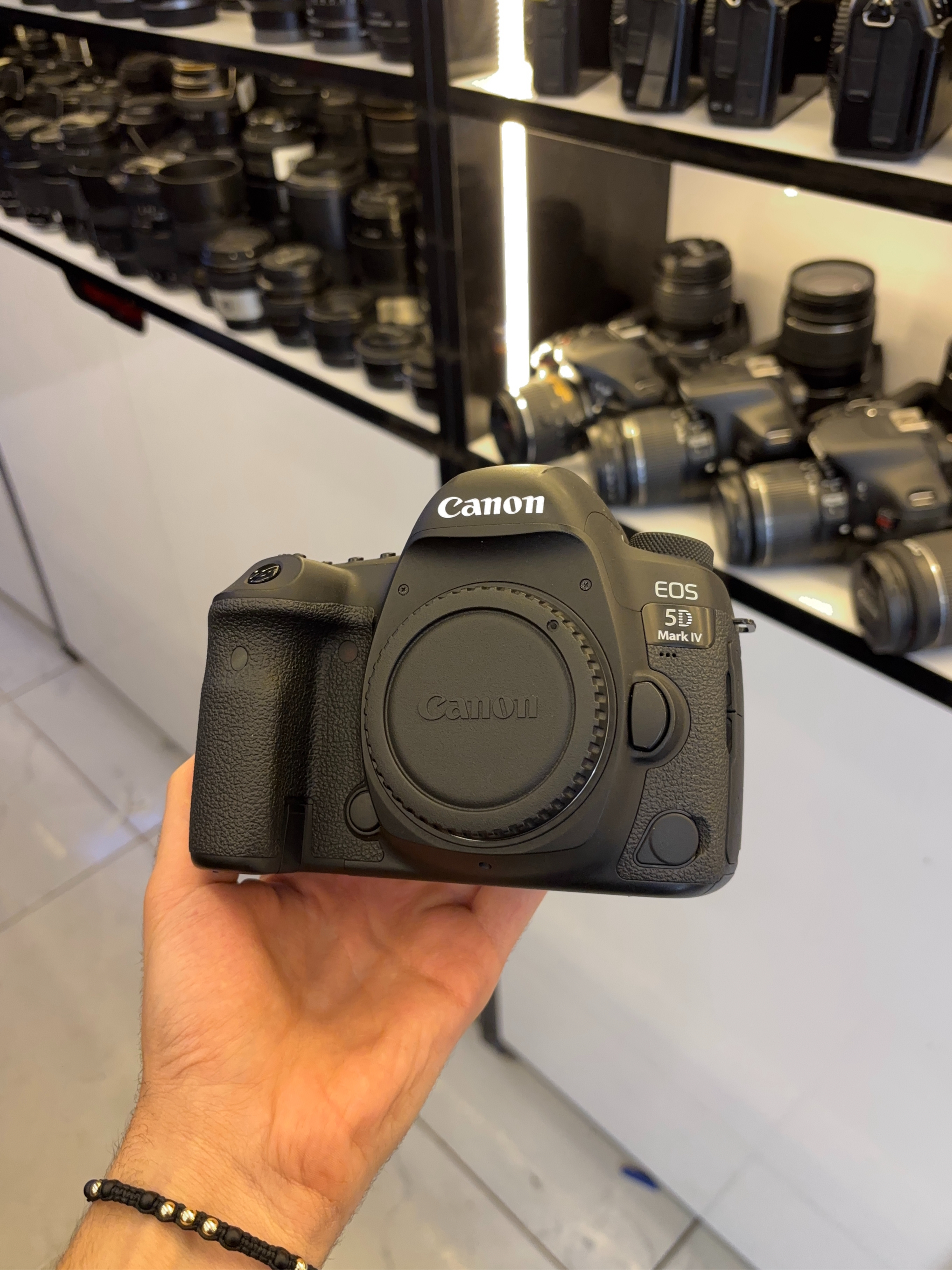 Canon 5div 8k s.n493038000010