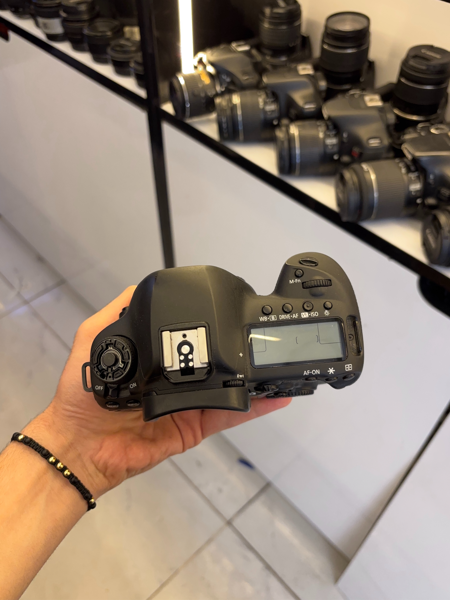 Canon 5div 8k s.n493038000010