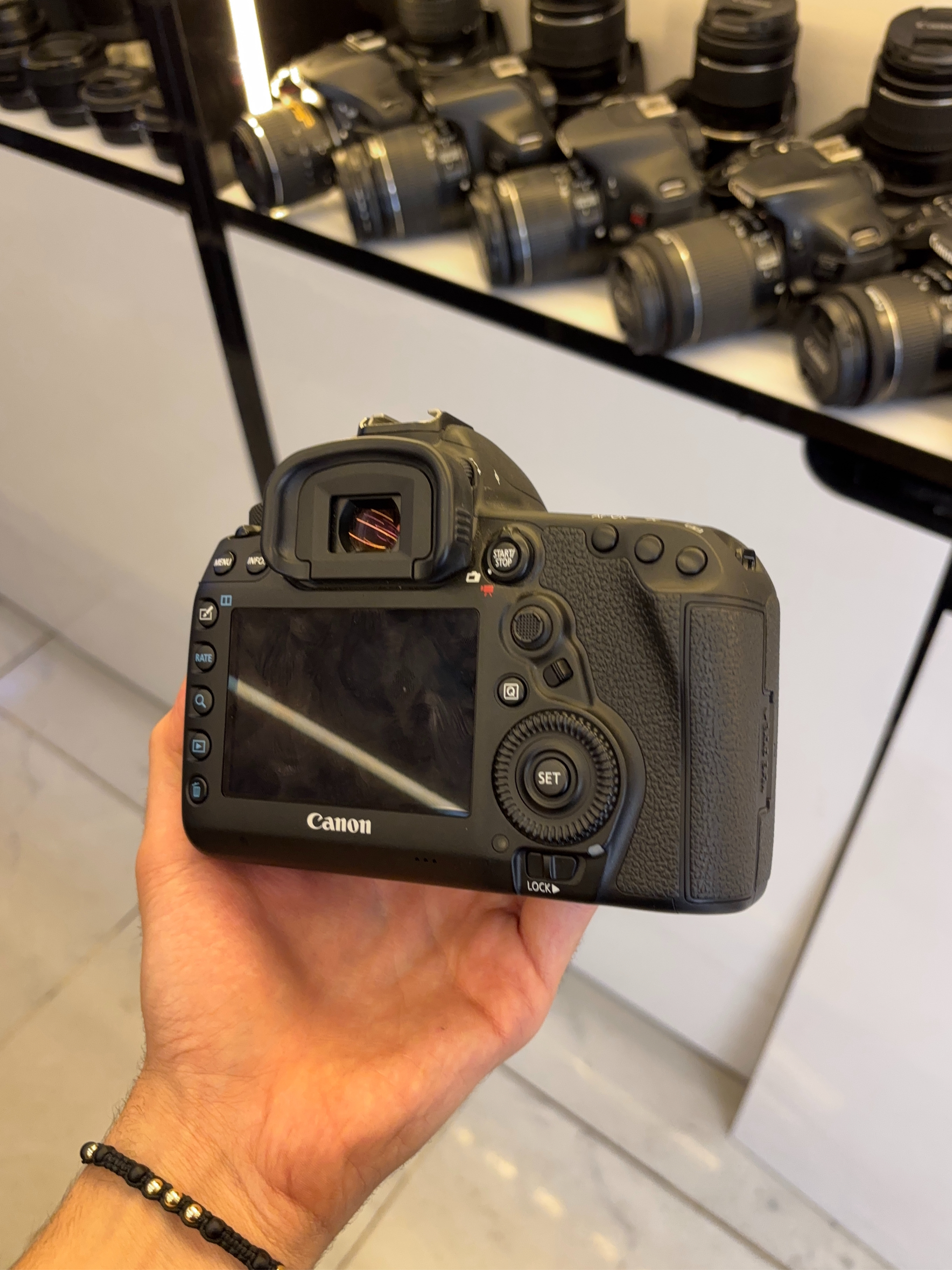 Canon 5div 8k s.n493038000010