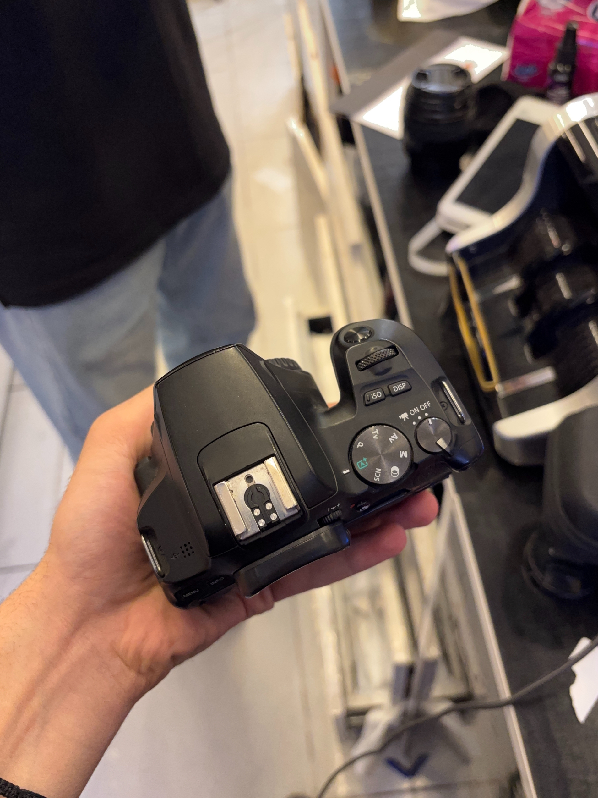 Canon 250d 41k s.n142243001202