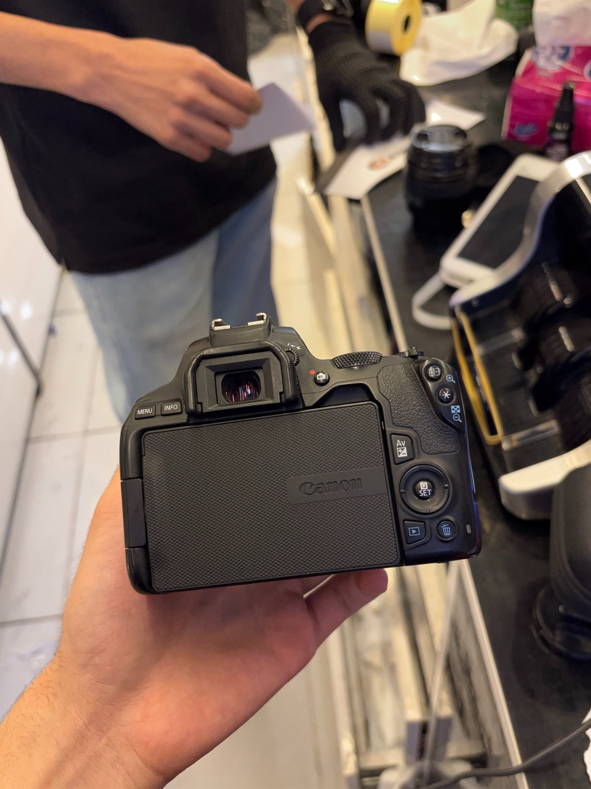 Canon 250d 41k s.n142243001202