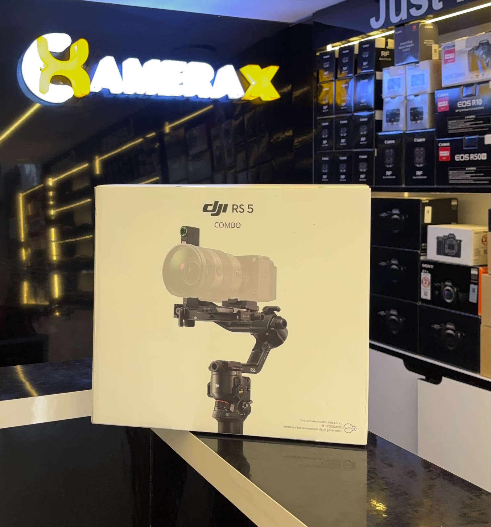 DJI RS 5 Gimbal Combo Kit with AI Tracking Module & Briefcase Handle