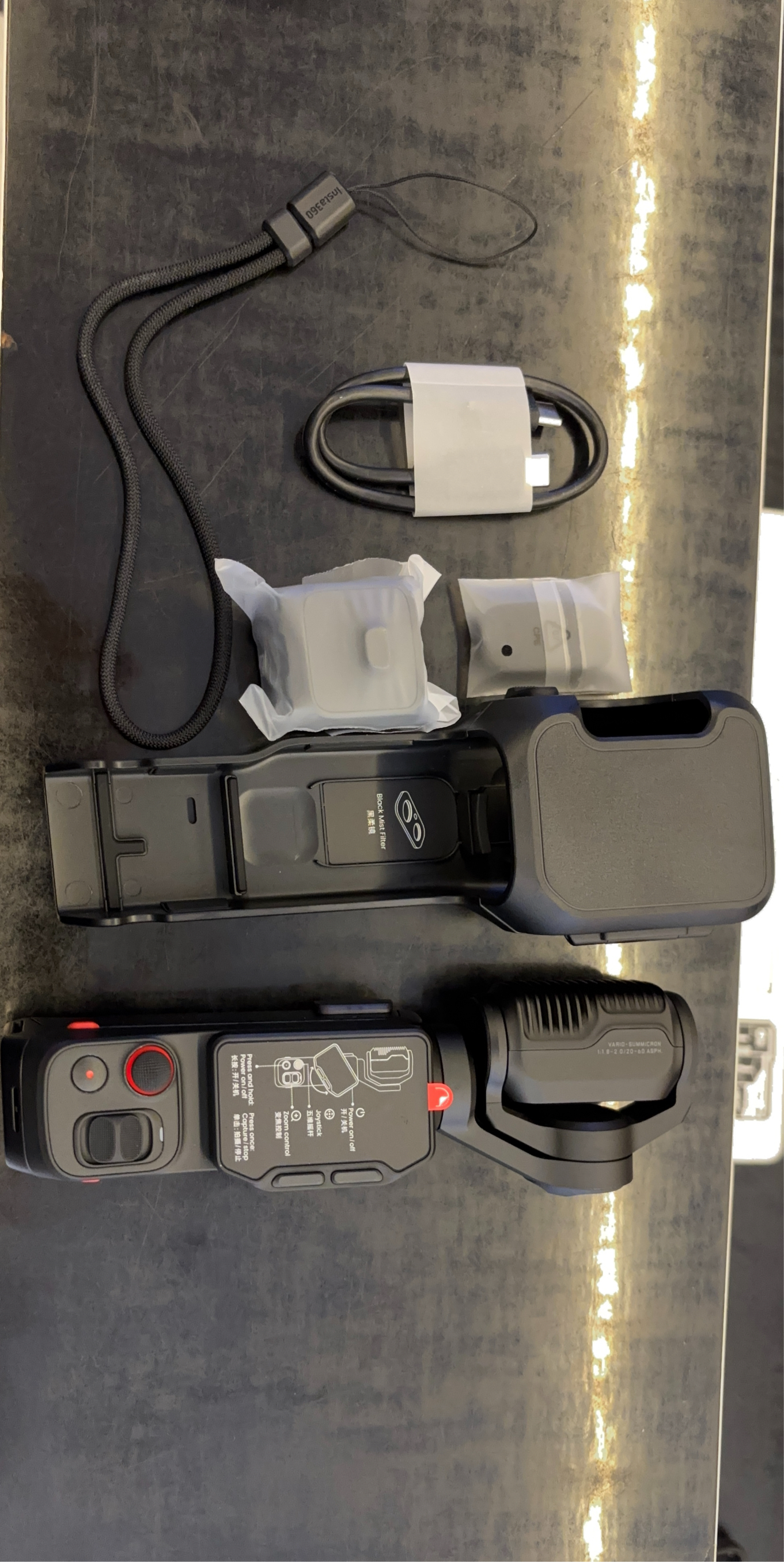 Insta360 Luna Ultra Standard Combo (Cosmic Black) Like New s.nBTLA3ABDGSEJV9