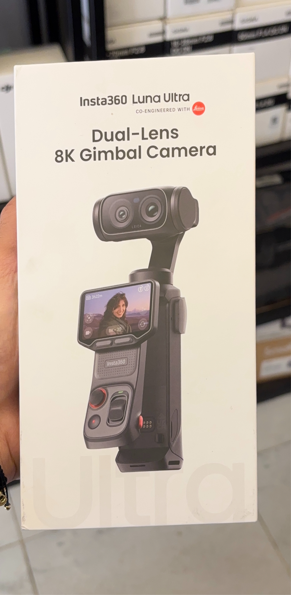 Insta360 Luna Ultra Standard Combo (Cosmic Black)