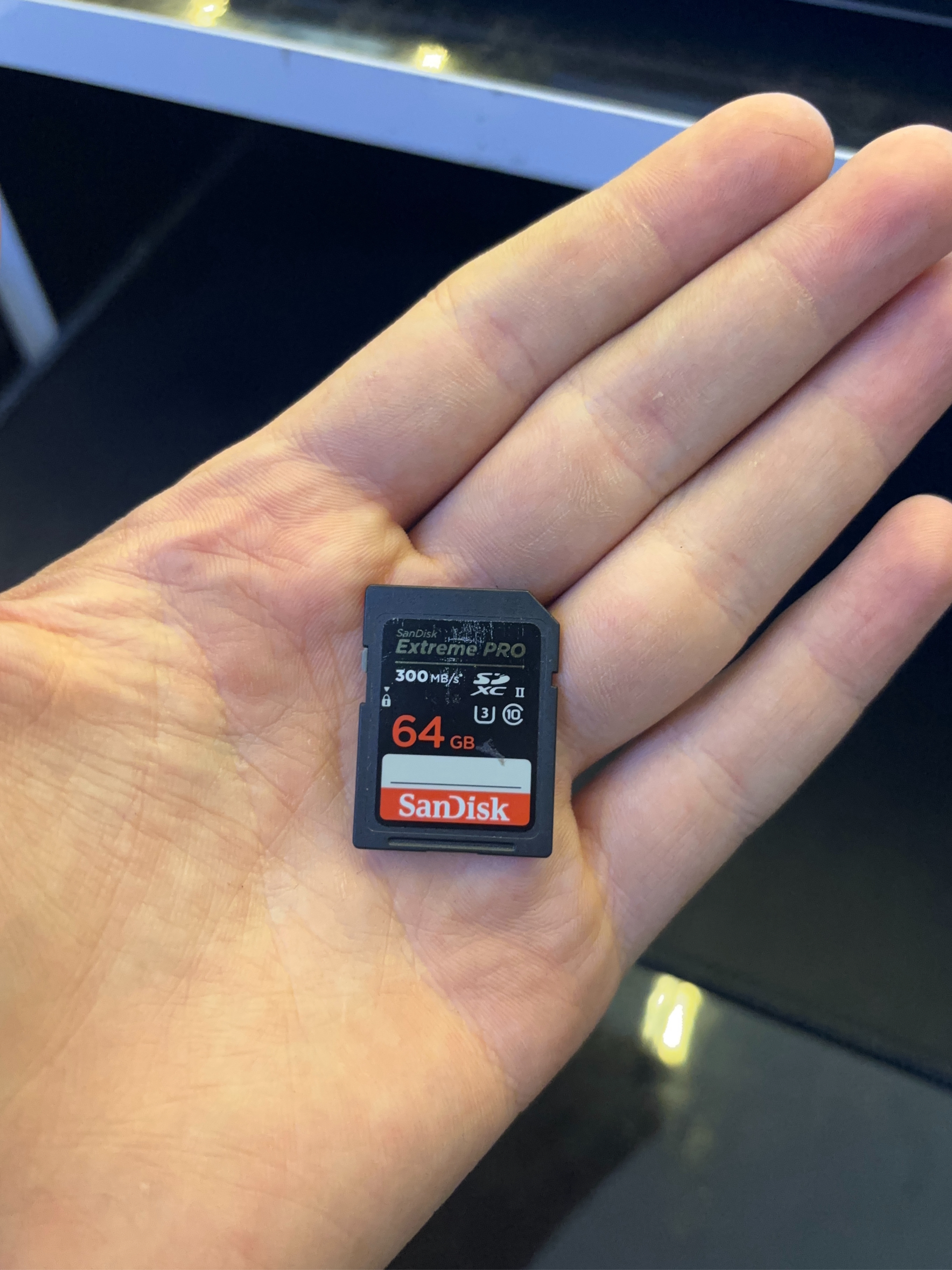 Sandisk 64GB V90 300mb\S Used
