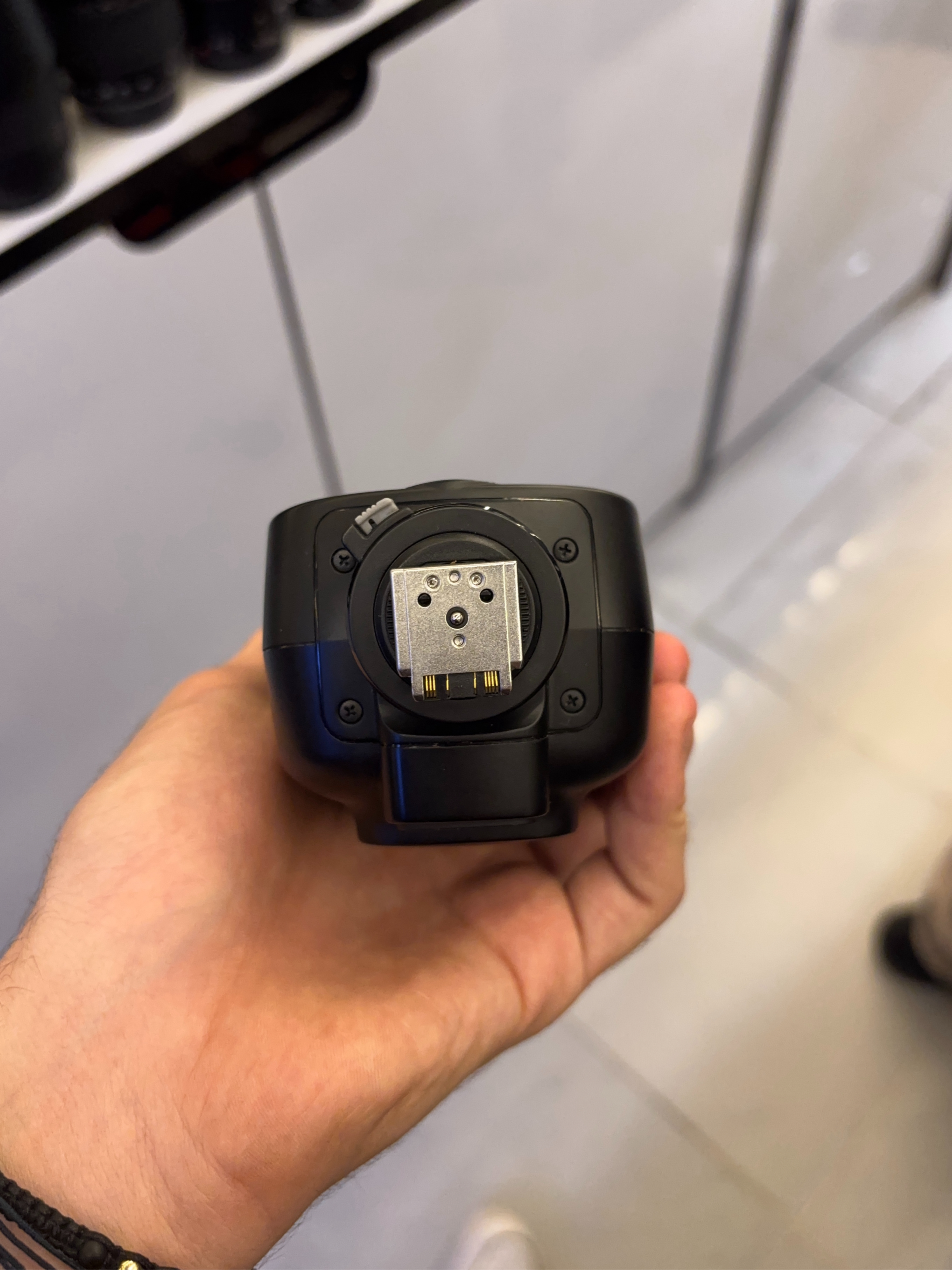 Godox V1 Pro For Sony Used