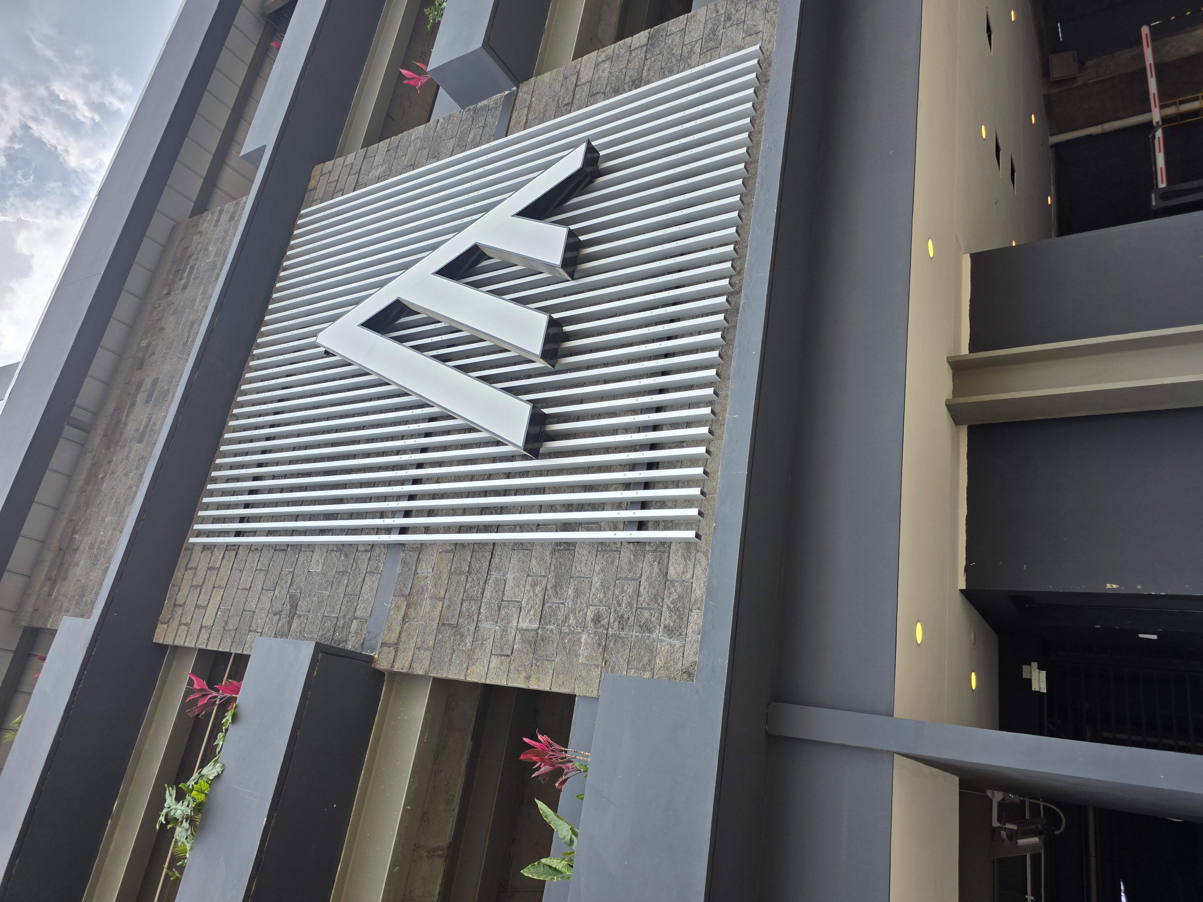10023 Apartamento amueblado en Alquiler en Nuevo Cuscatlán | Alturas del Bosque